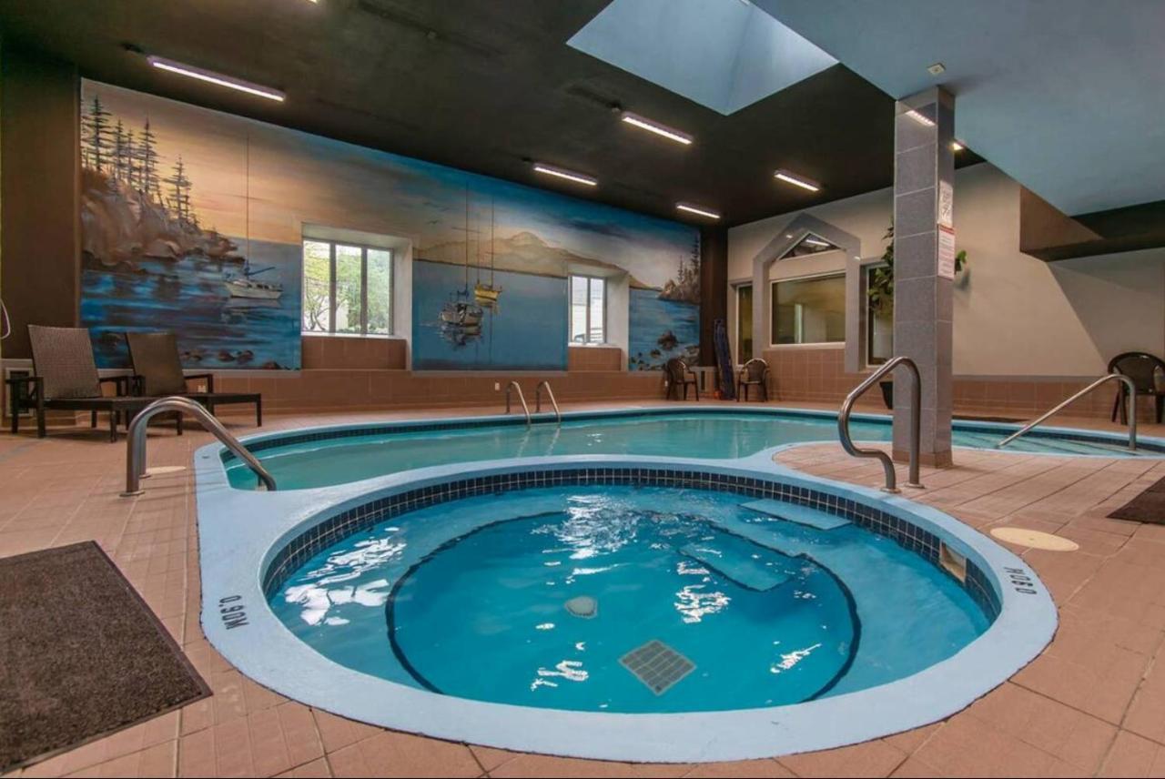 Magog Waterfront Condo Экстерьер фото