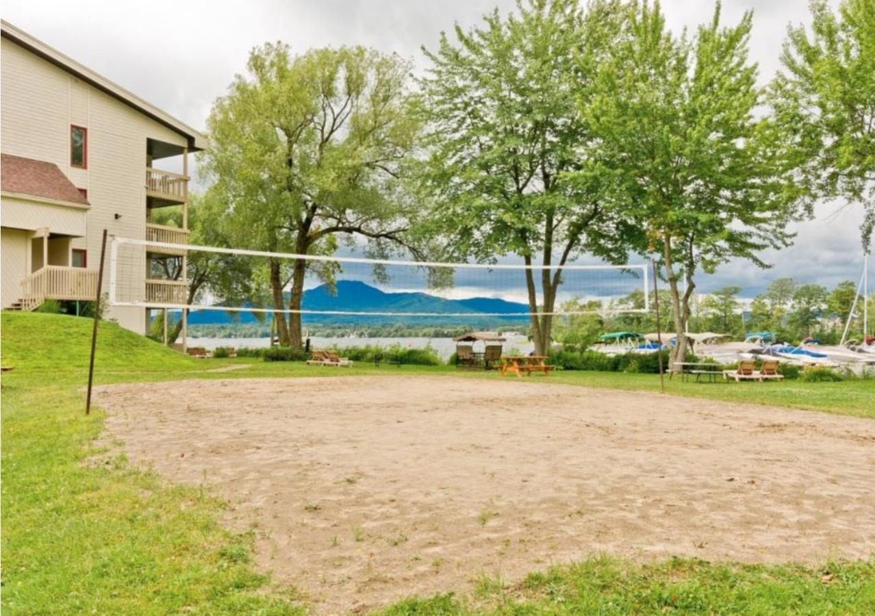 Magog Waterfront Condo Экстерьер фото
